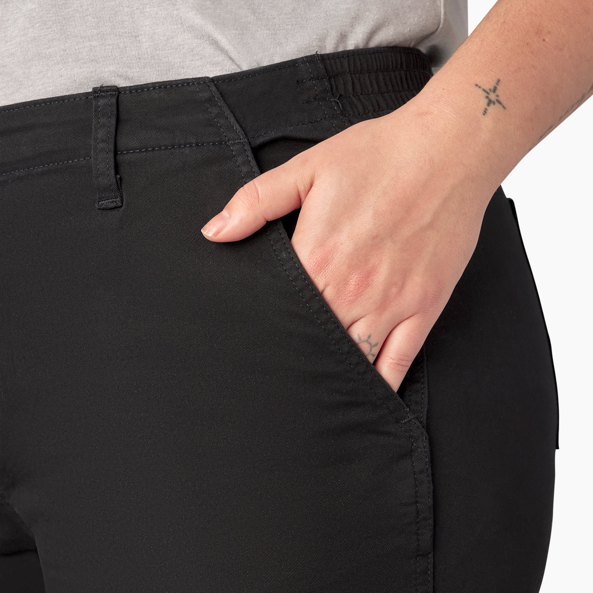 Women's Plus High Rise Fit Cargo Pants